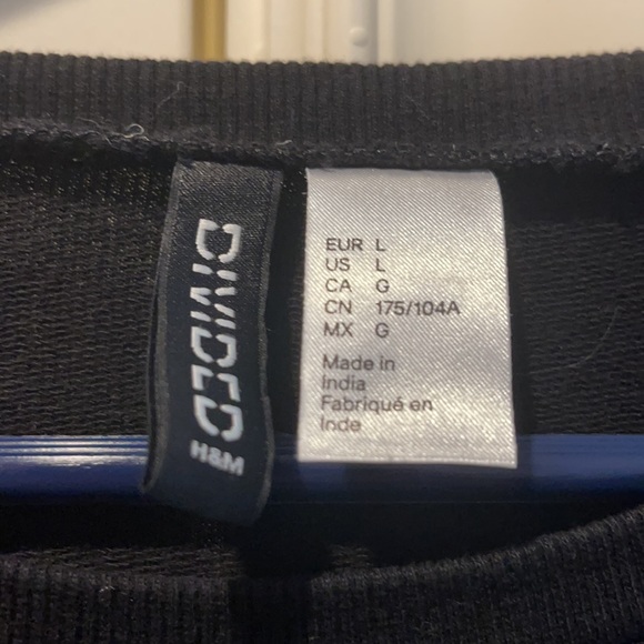 crewneck - Picture 3 of 3